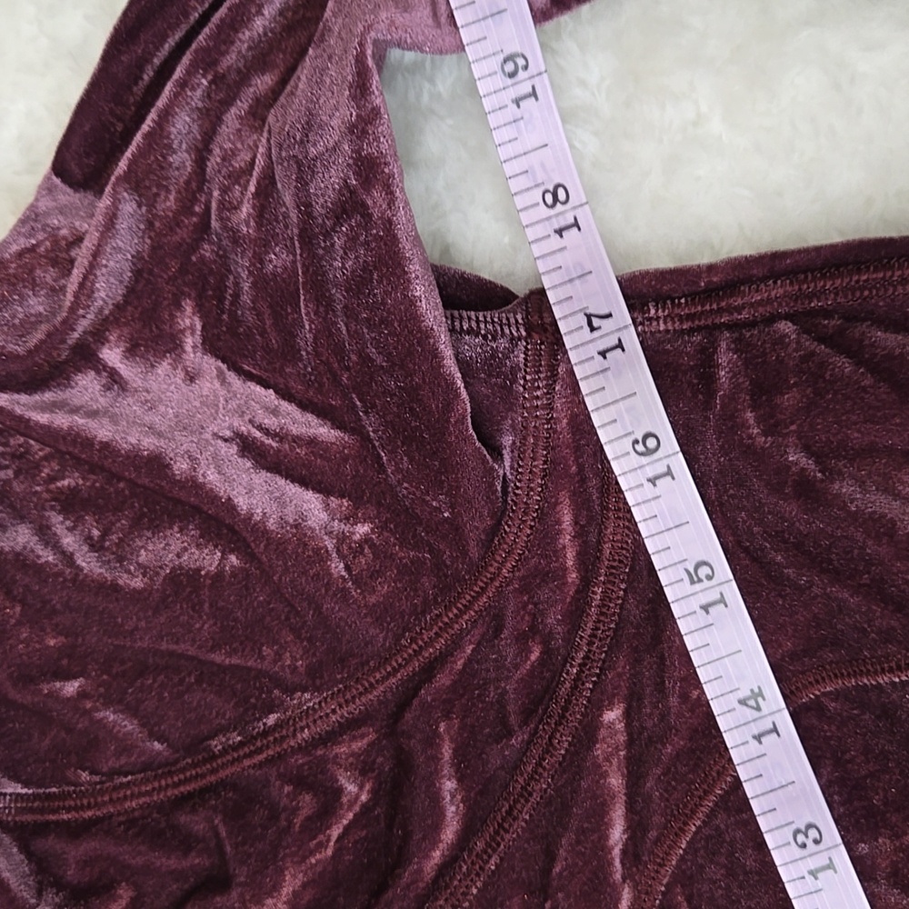 Lululemon Purple Velvet Full Zip Jacket, Womens 8 - Picture 4 of 12